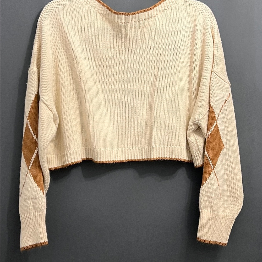 Stradivarius Cream and Tan Argyle Sweater - Picture 2 of 2